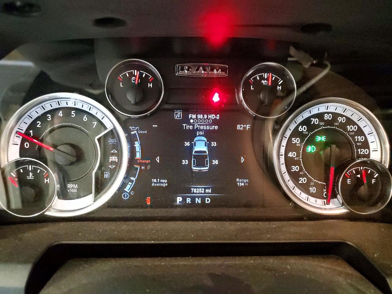 2018 Dodge RAM 1500 SLT