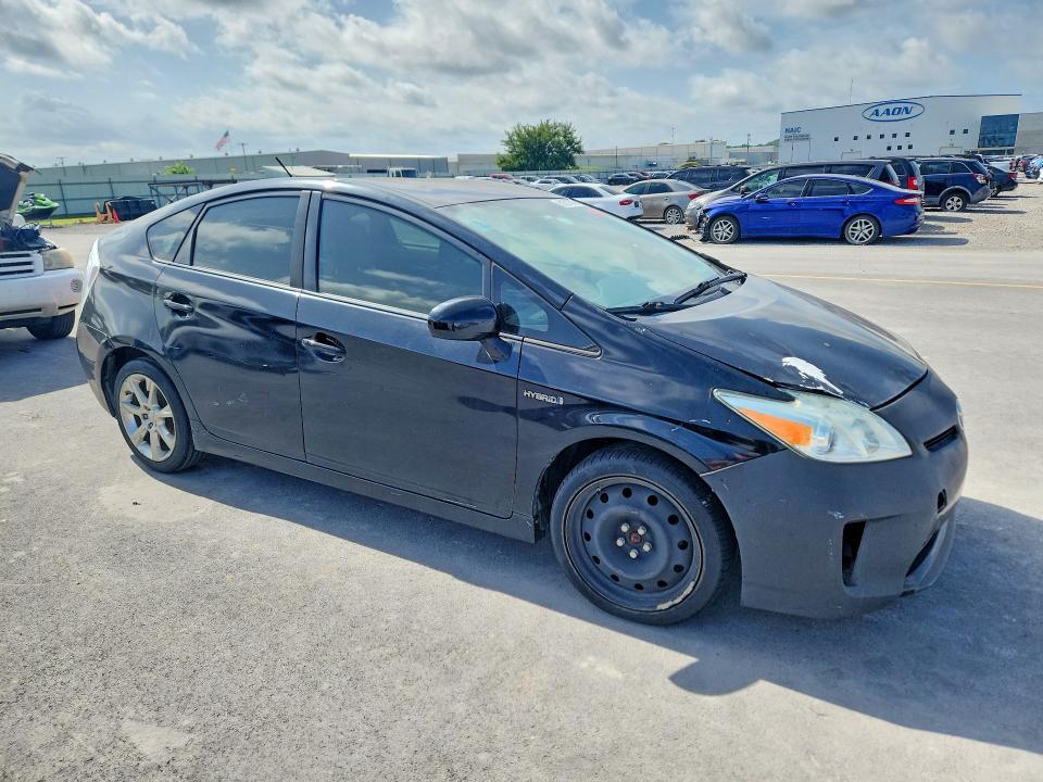 2014 Toyota Prius Three