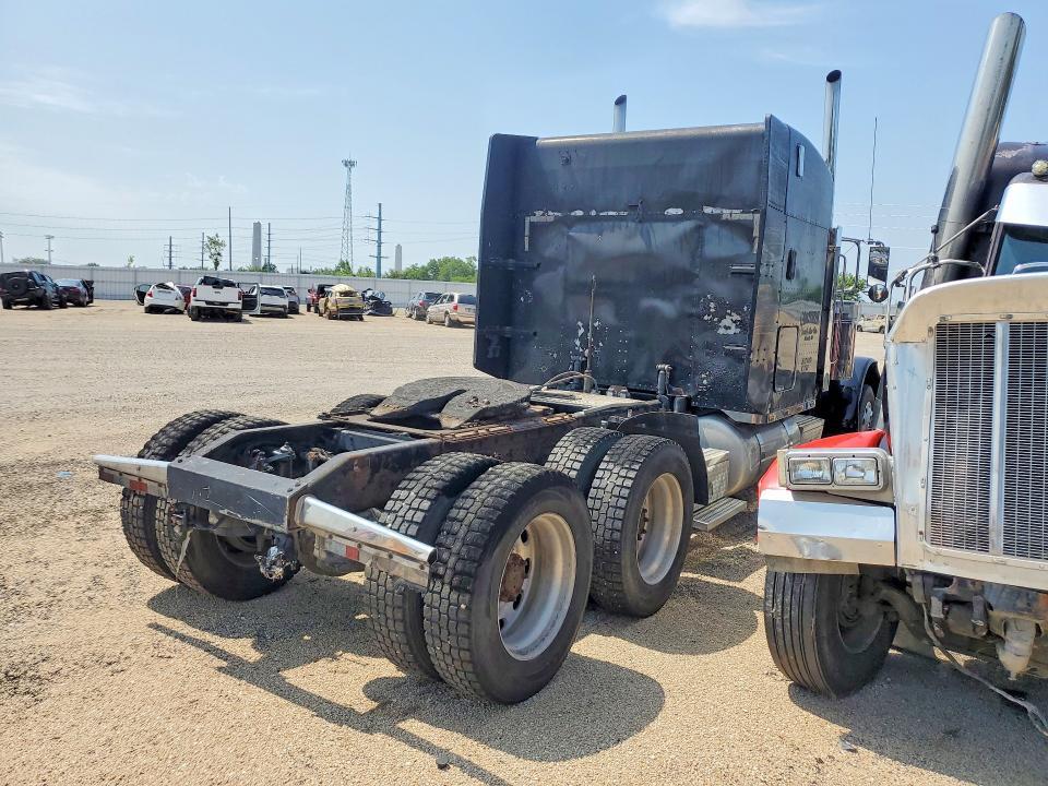 2006 Peterbilt 379 Semi Truck