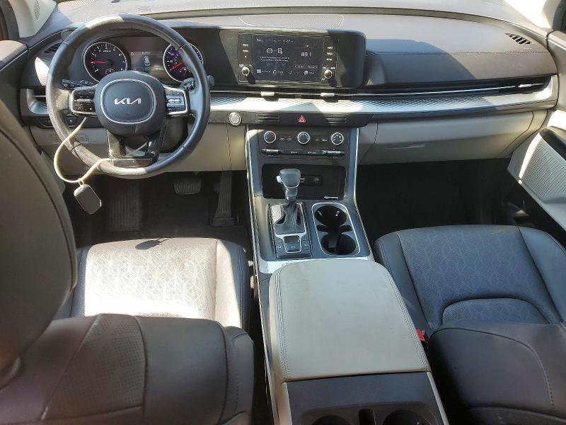 2022 KIA Carnival lx