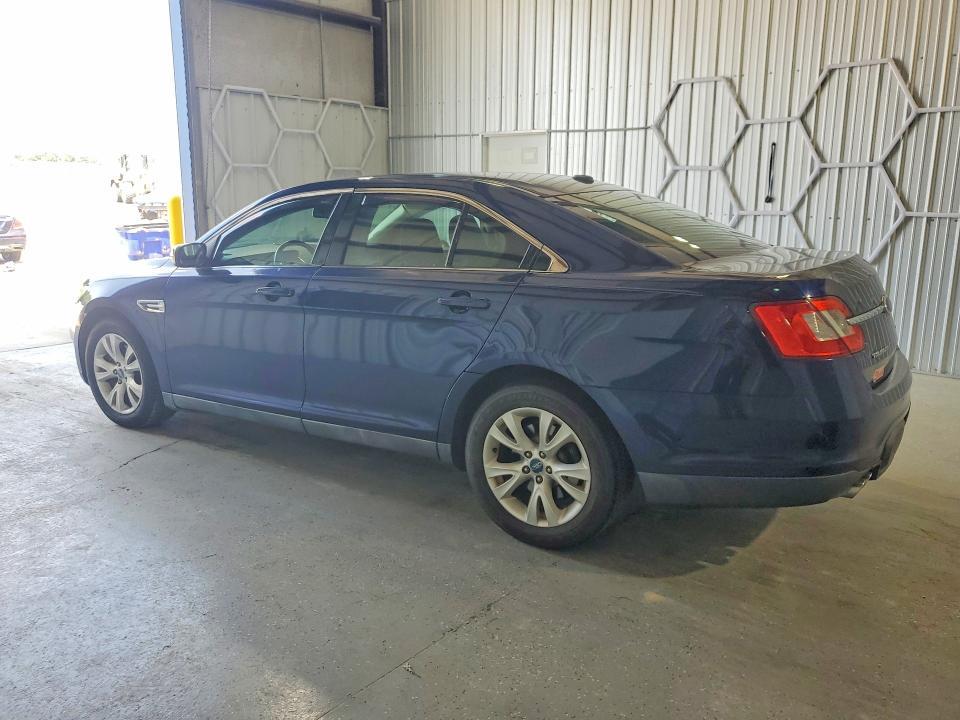 2011 Ford Taurus sel