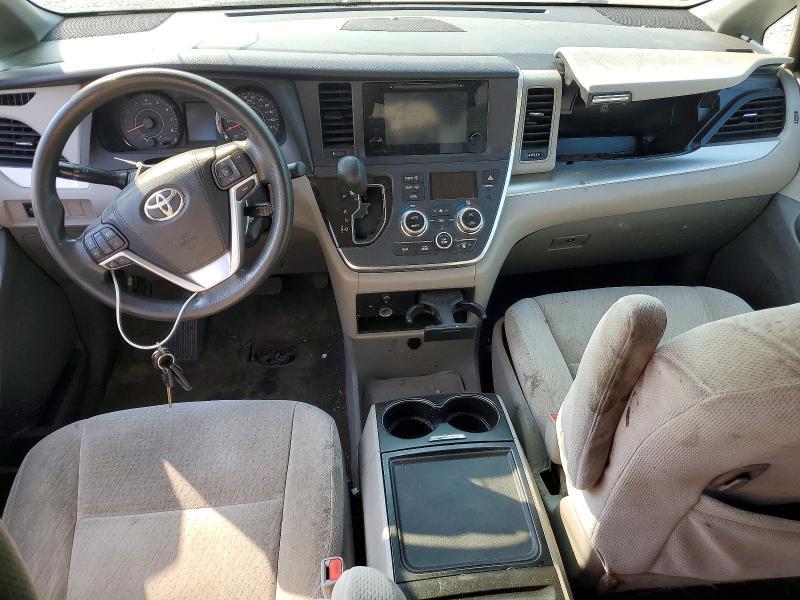 2015 Toyota Sienna le