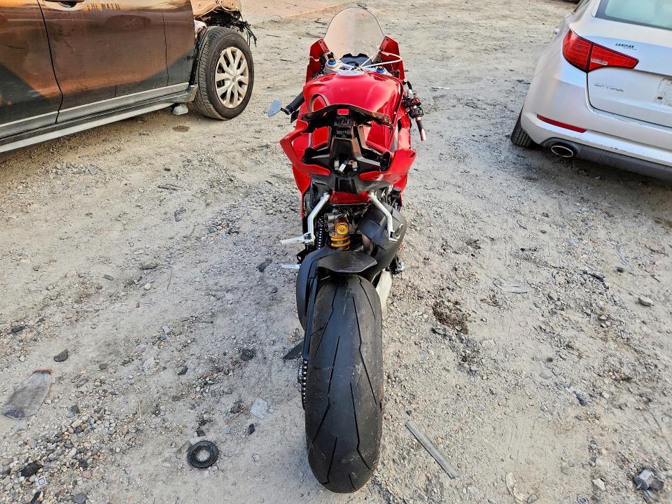 2024 Ducati Panigale V4S