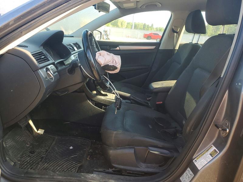 2013 Volkswagen Passat s