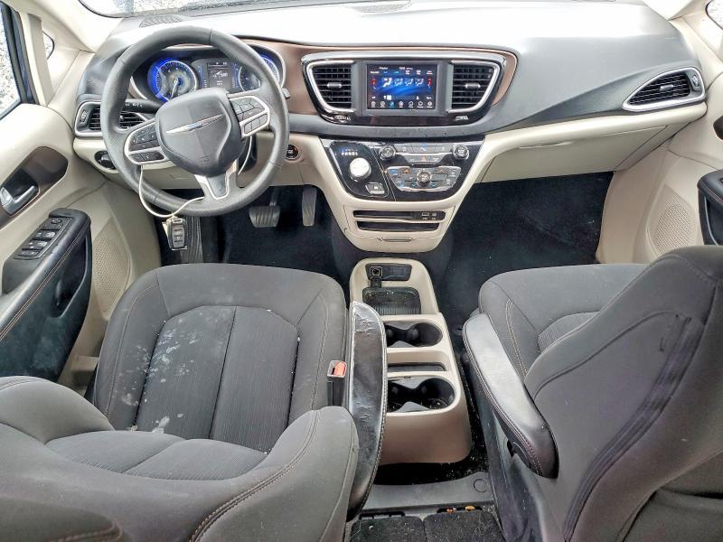 2018 Chrysler Pacifica lx