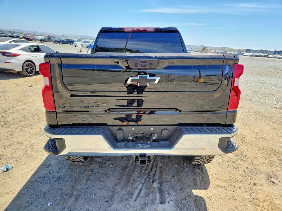 2026 Chevrolet Silverado C1500 LT