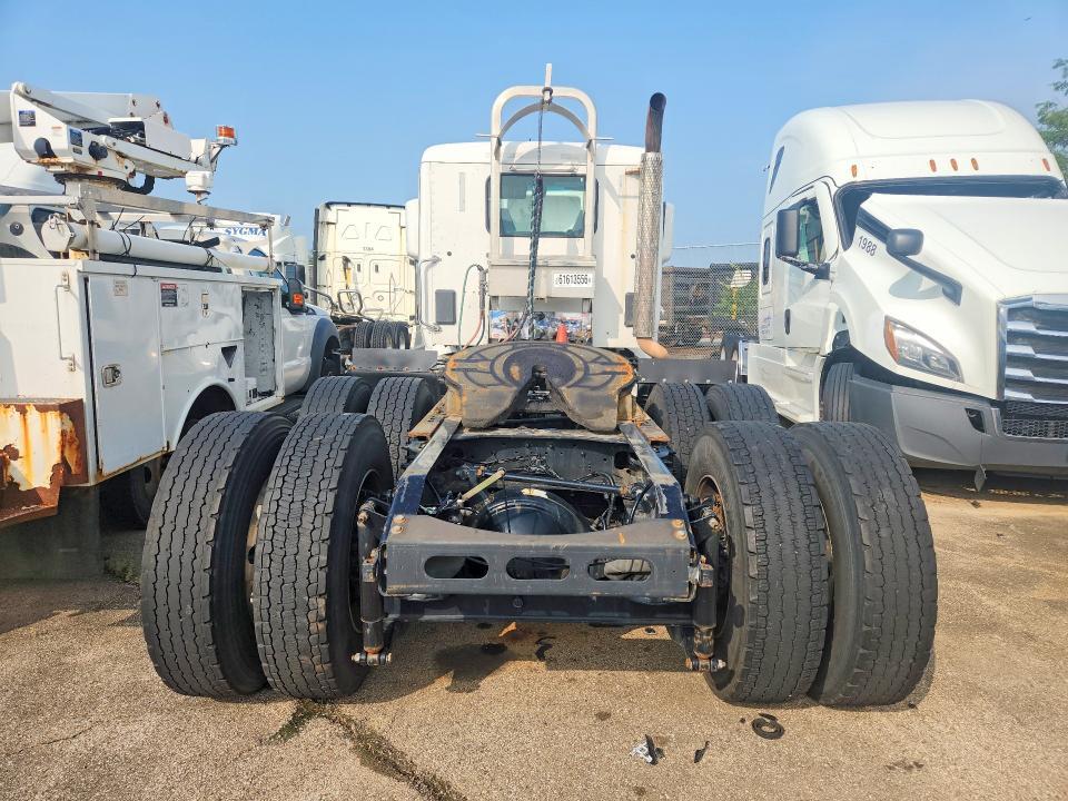 2021 Peterbilt 579 Semi Truck