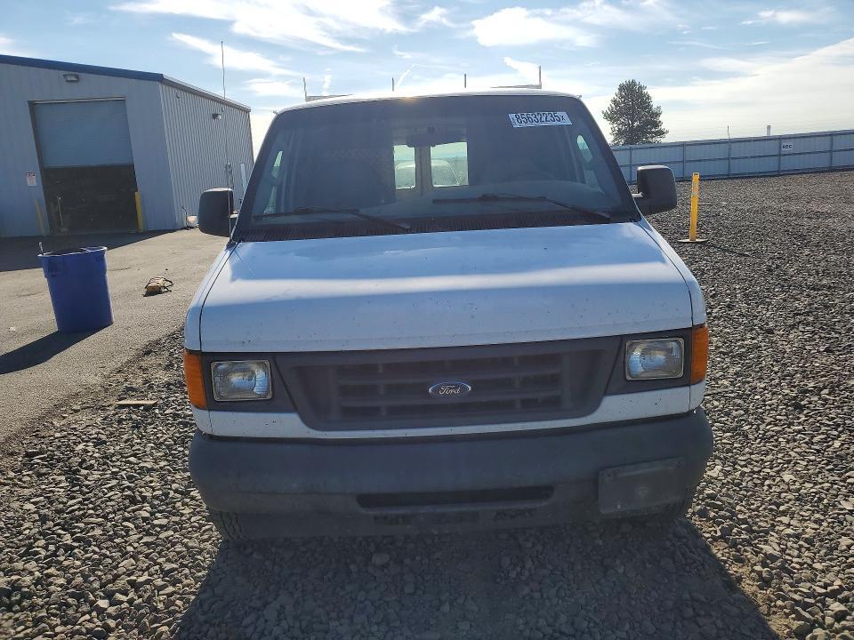 2005 Ford Econoline E150 van