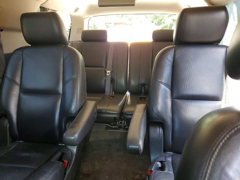 2011 Cadillac Escalade esv Premium