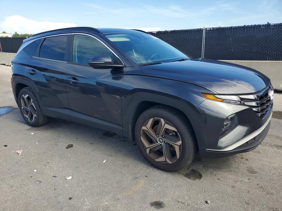 2022 Hyundai Tucson sel