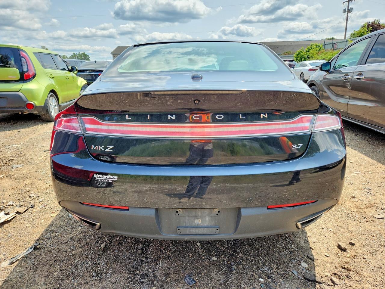 2013 Lincoln MKZ