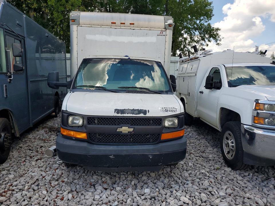 2015 Chevrolet Express G3500 BOX Truck