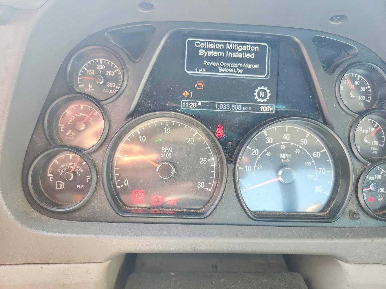 2017 Peterbilt 579 Semi Truck