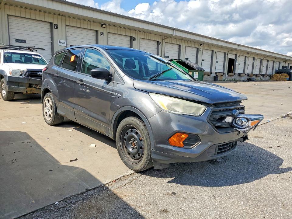 2017 Ford Escape s