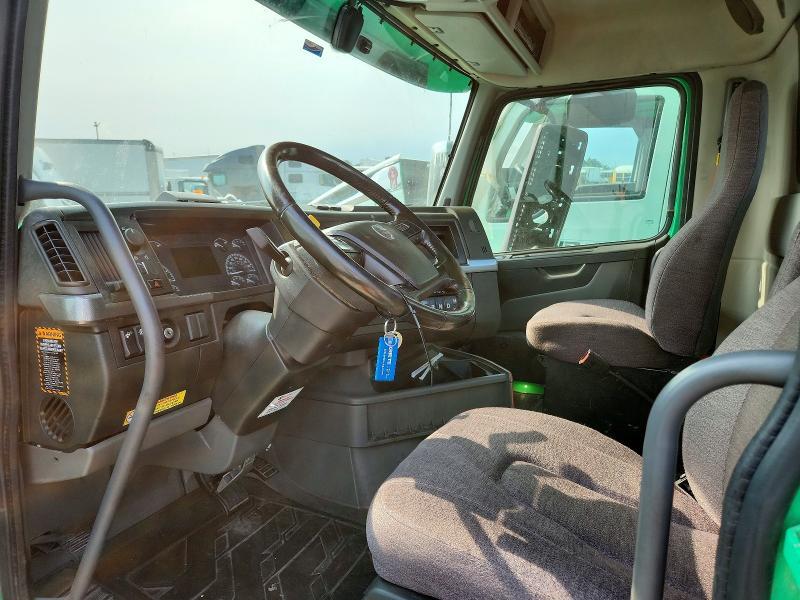 2021 Volvo VNR-Semi Truck