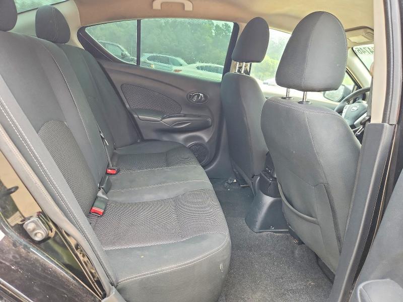 2016 Nissan Versa 1.6 sv