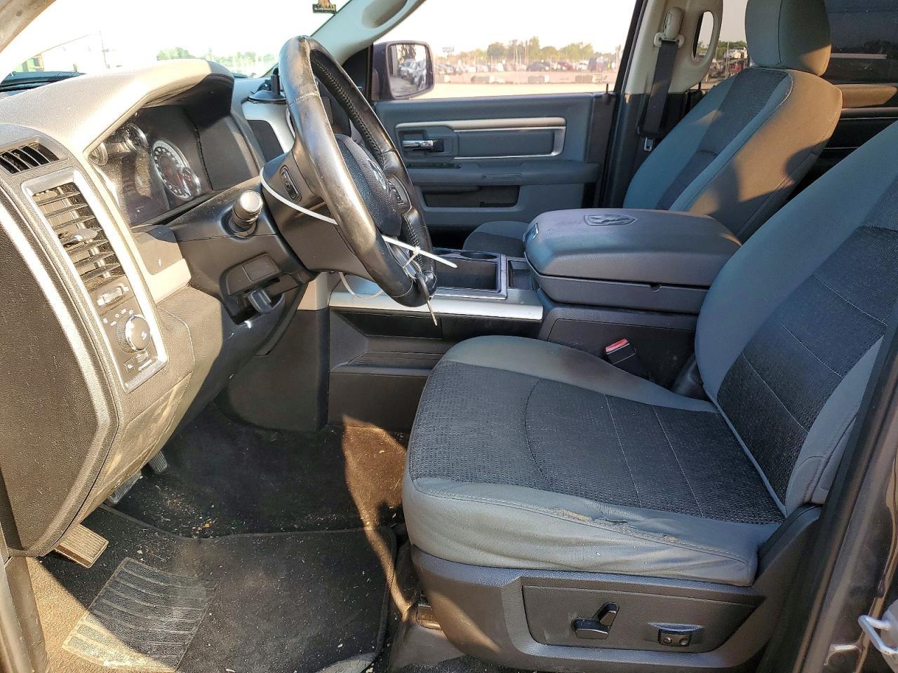 2014 Dodge RAM 1500 SLT