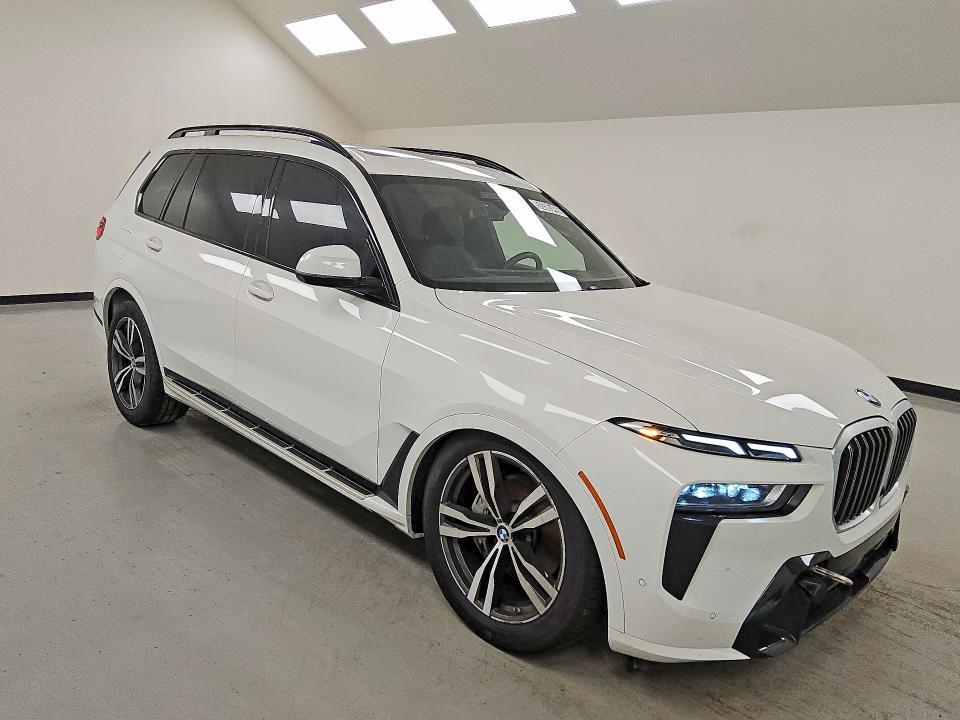 2026 BMW 2026 b m w x Series X7 4D suv 40I Xdrive Msport