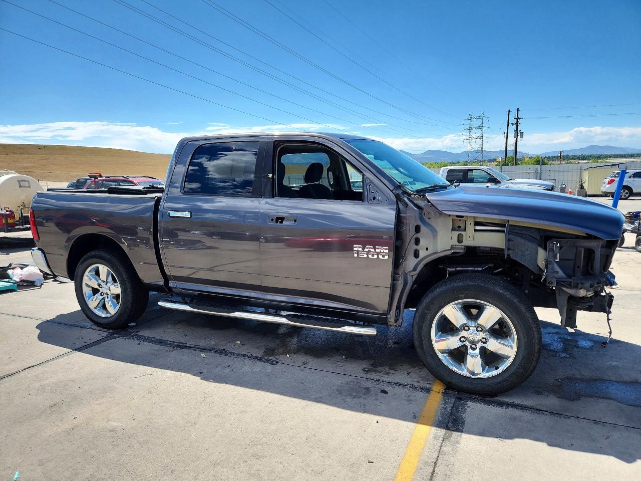 2015 Dodge RAM 1500 SLT