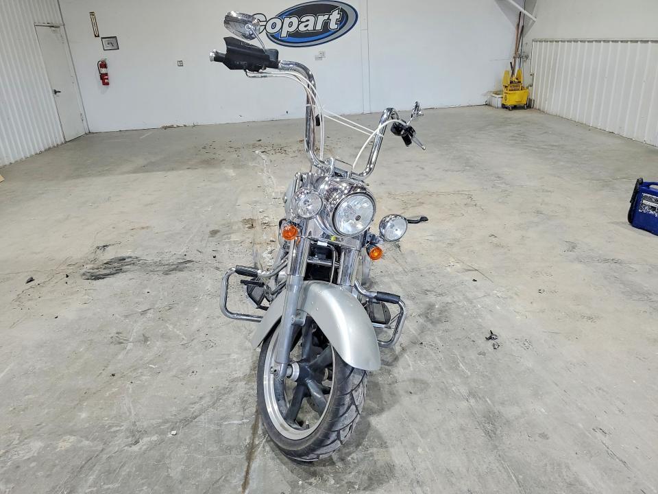 2012 Harley-Davidson FLD Switchback