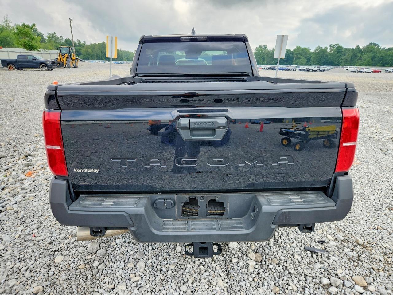 2025 Toyota Tacoma SR