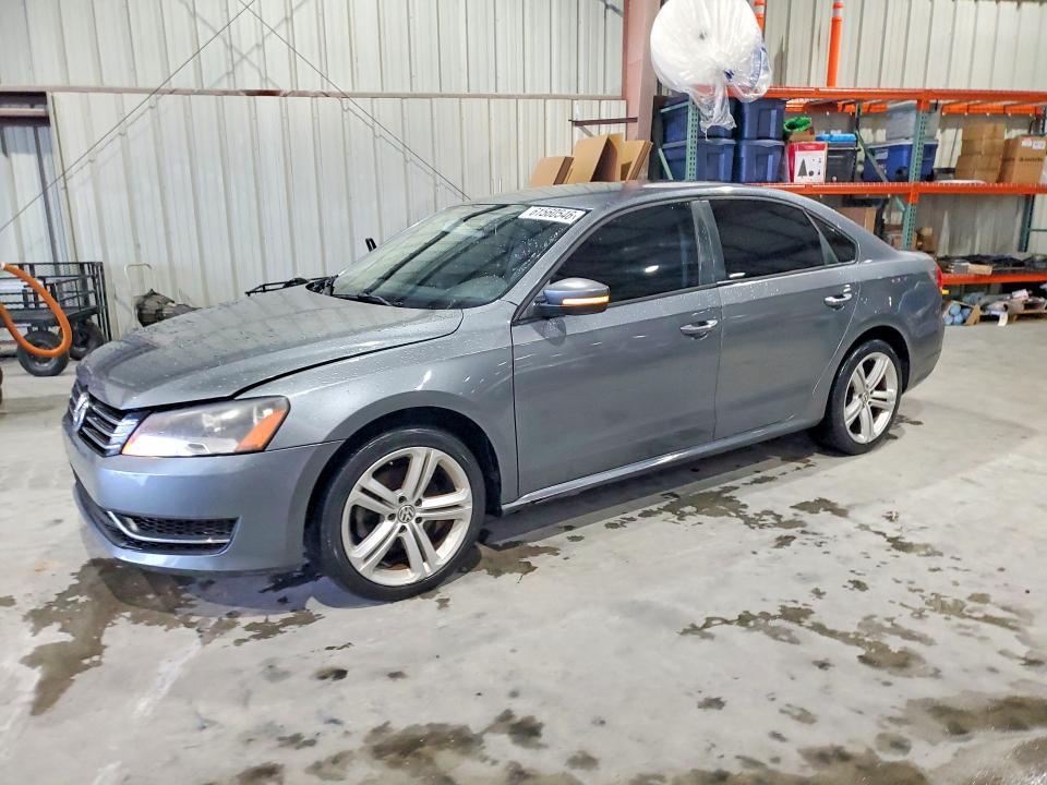 2013 Volkswagen Passat s