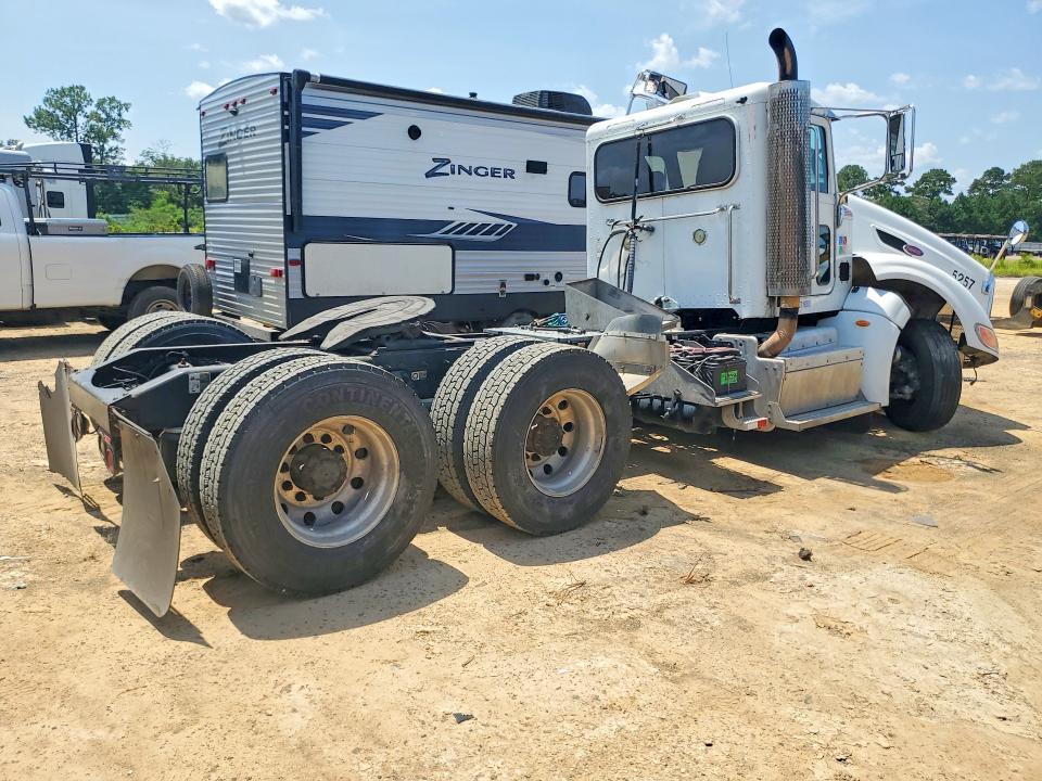 2013 Peterbilt 386 Semi Truck