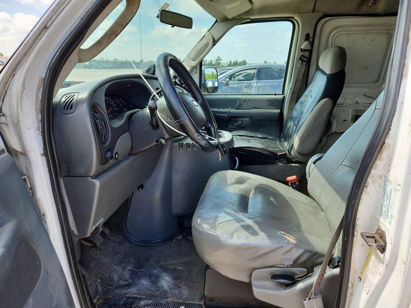 2005 Ford Econoline E150 van