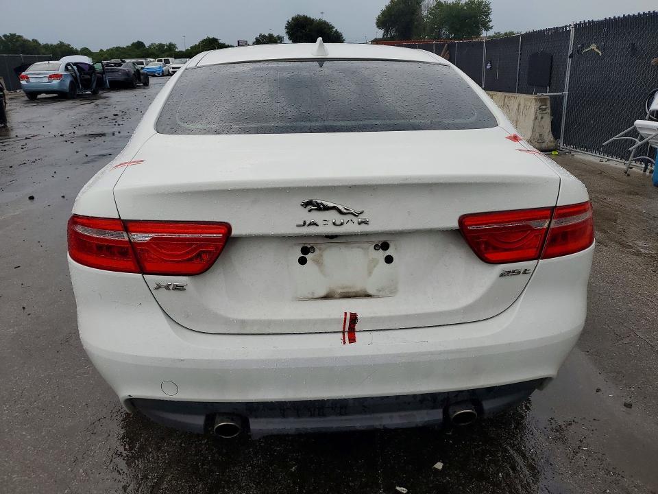2018 Jaguar XE Premium