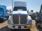 2014 Kenworth T680 Semi Truck