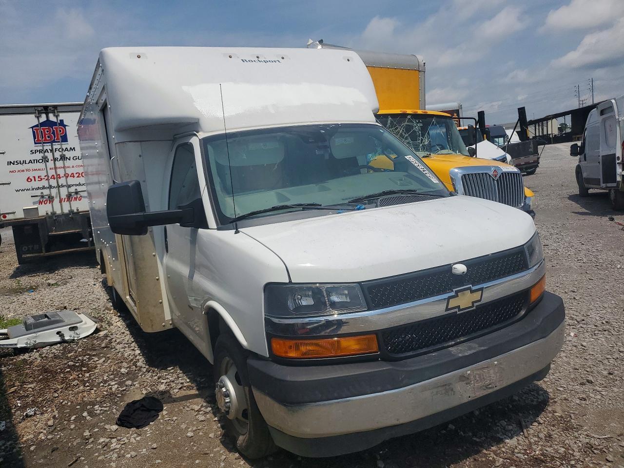 2022 Chevrolet Express G3500 Delivery Truck