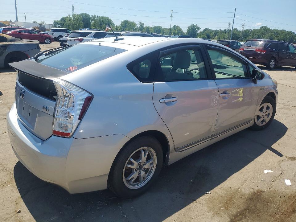2010 Toyota Prius iv