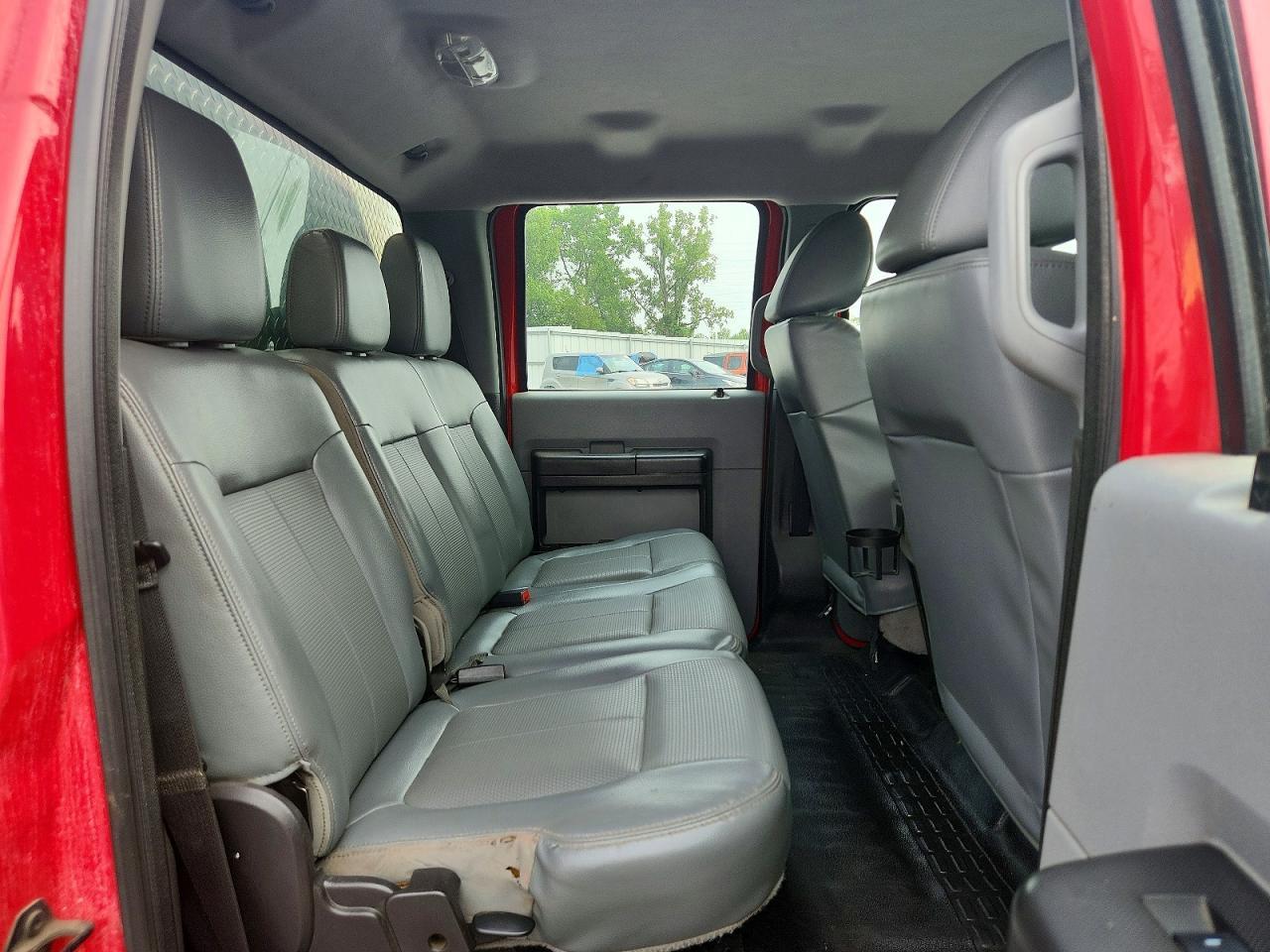 2015 Ford F550 Super Duty Dump Truck