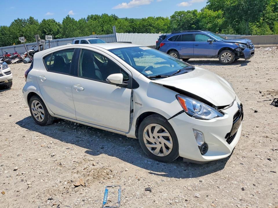 2015 Toyota Prius c two