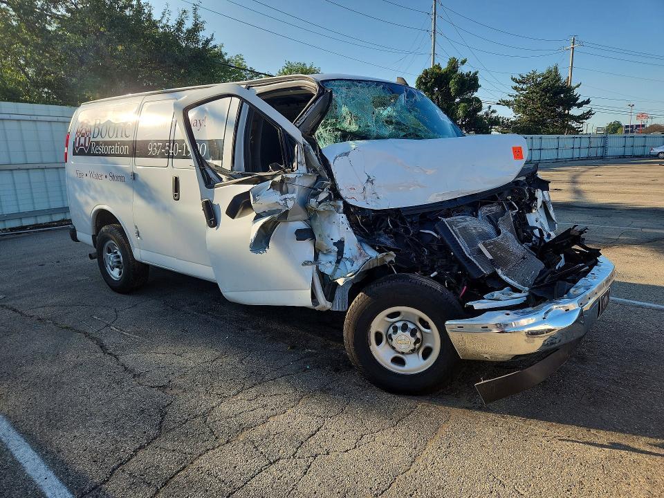 2021 Chevrolet Express G2500