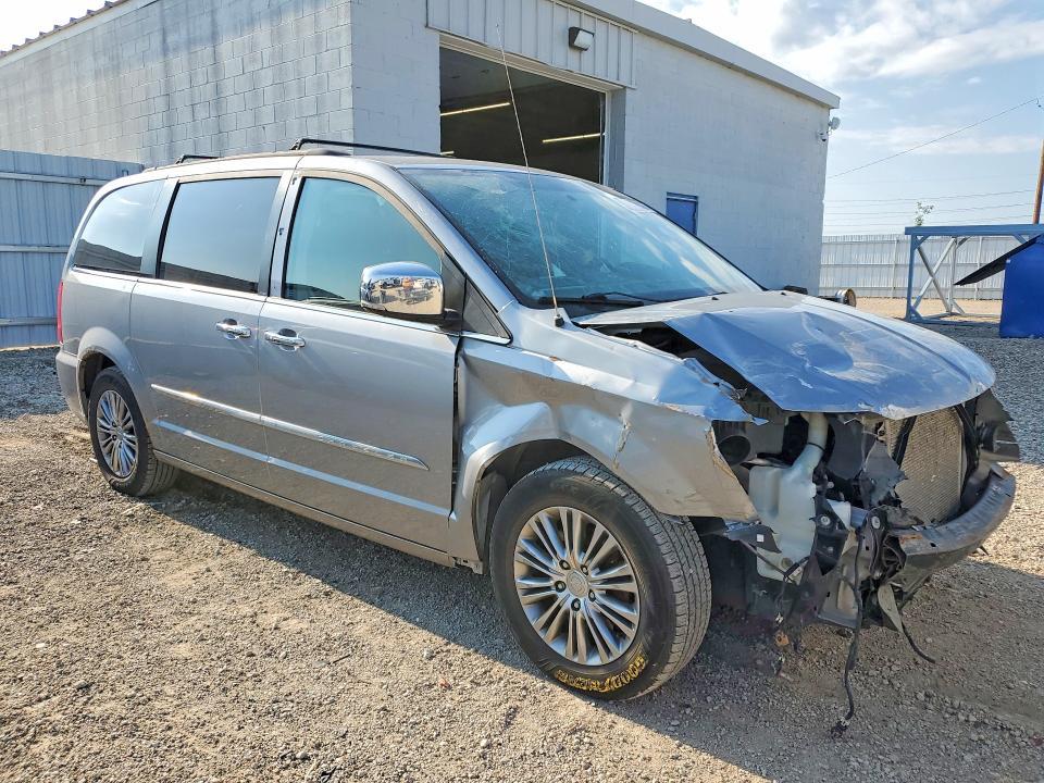 2014 Chrysler Town & Country Touring l