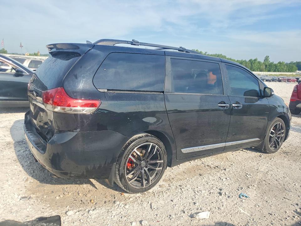 2013 Toyota Sienna Limited 7-passenger