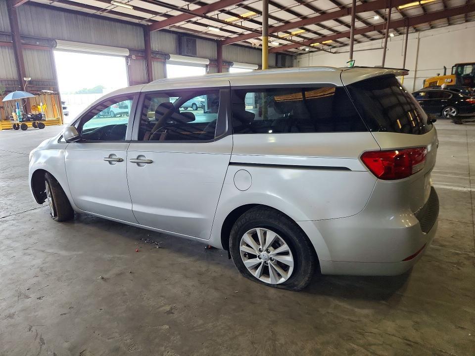 2016 KIA Sedona lx