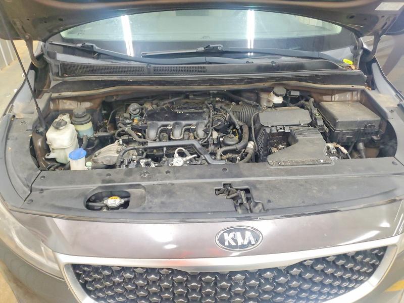 2015 KIA Sedona lx