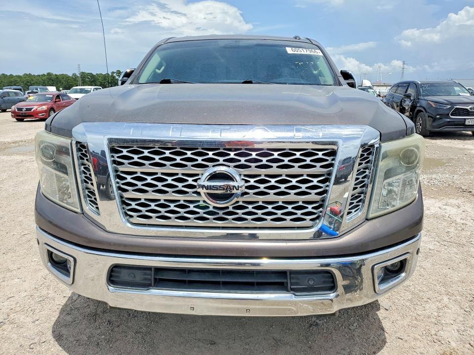 2016 Nissan Titan XD SL