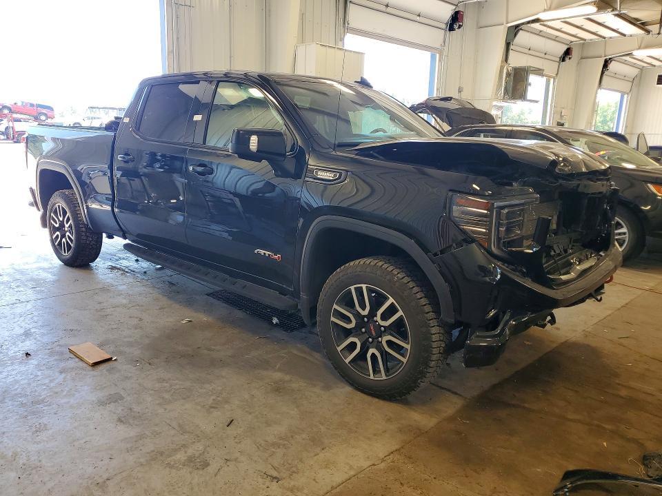 2023 GMC Sierra K1500 AT4