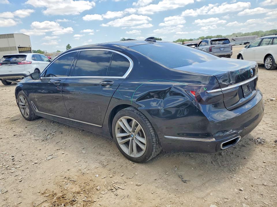 2016 BMW 750 XI