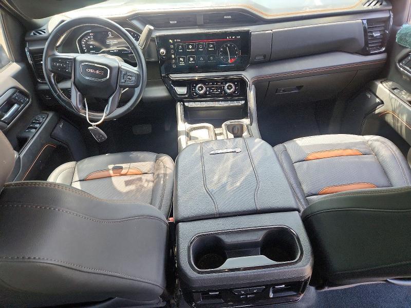 2025 GMC Sierra K2500 AT4