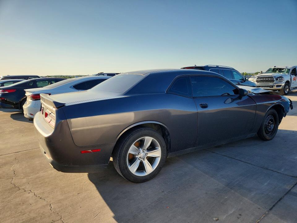 2016 Dodge Challenger sxt