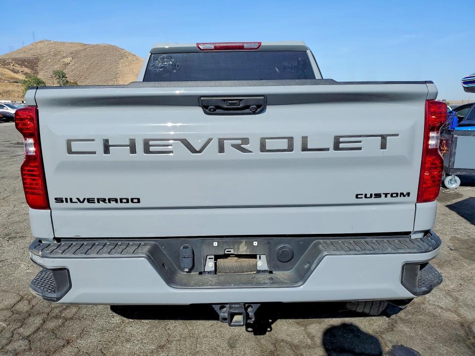 2024 Chevrolet Silverado K1500 Custom