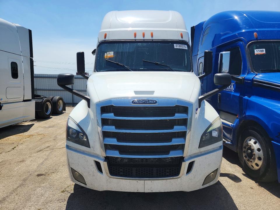 2019 Freightliner Cascadia 126 Semi Truck