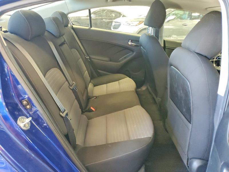 2017 KIA Forte s