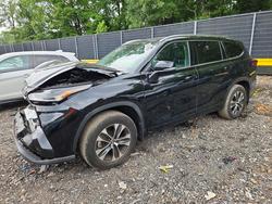 Salvage cars for sale from Copart Waldorf, MD: 2021 Toyota Highlander xle