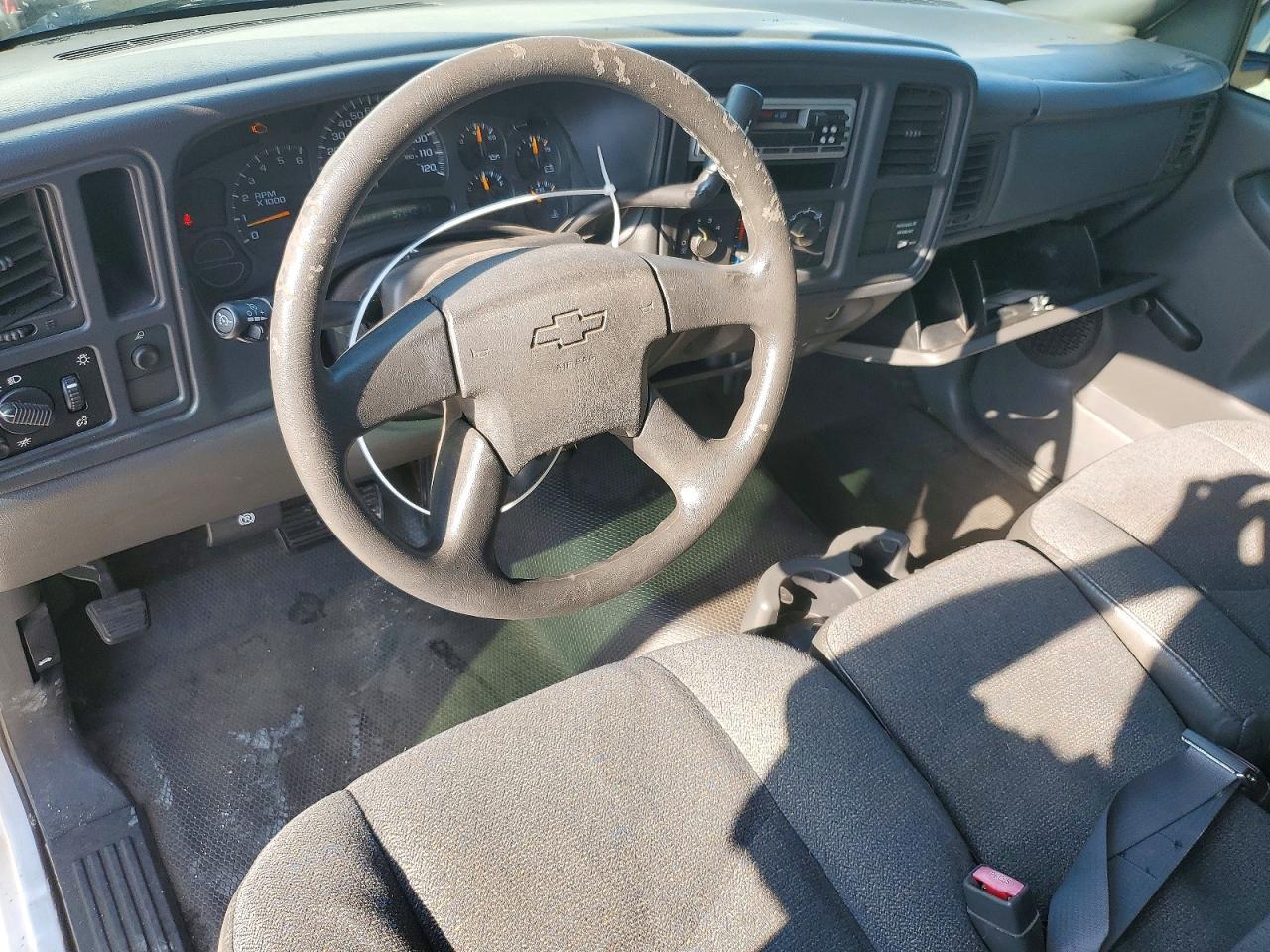 2004 Chevrolet Silverado C1500