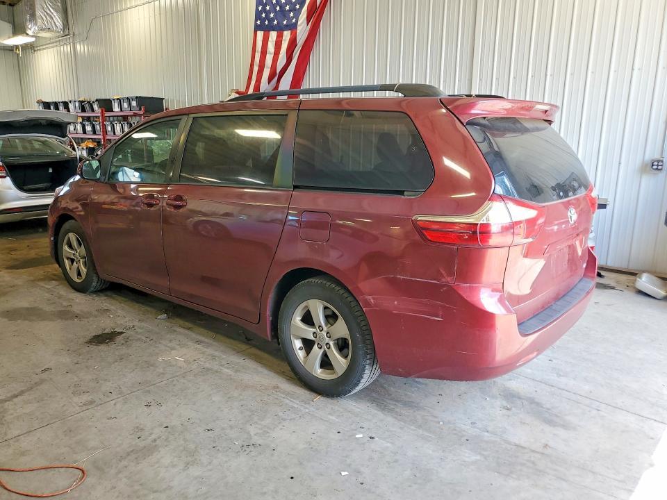 2016 Toyota Sienna le